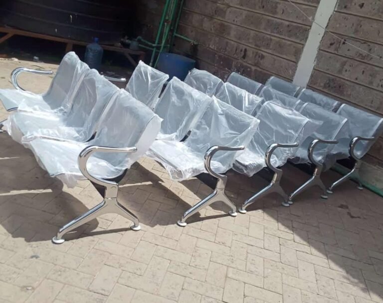 Silver Stainless Steel Three Seater Waiting Chair For Hospital
