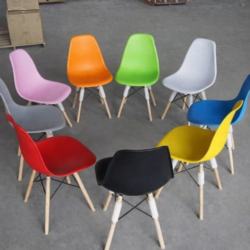 Modern Eames Style Chairs – Colorful Set of 6 with Wooden Legs